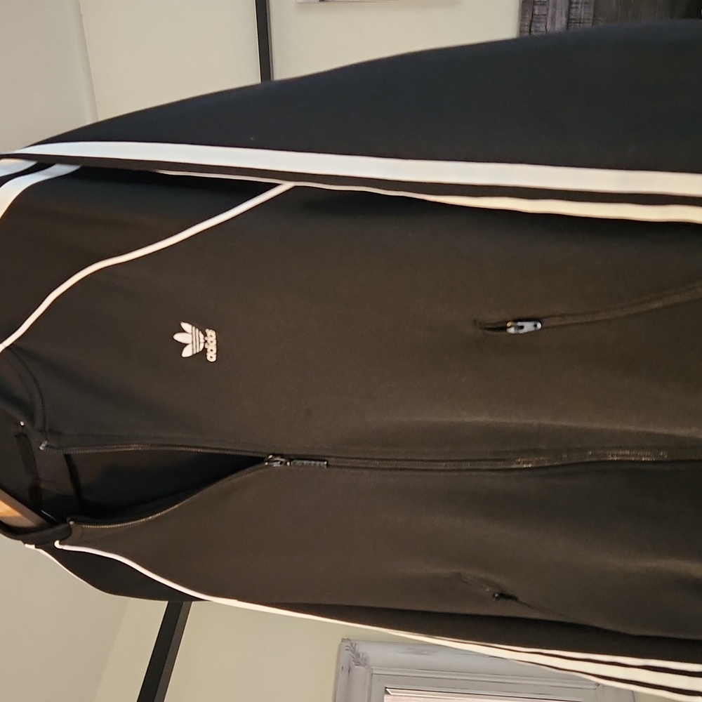 Adidas classic track Jacket - Picture 6 of 11
